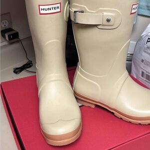 Hunter Beige Waterproof Boots